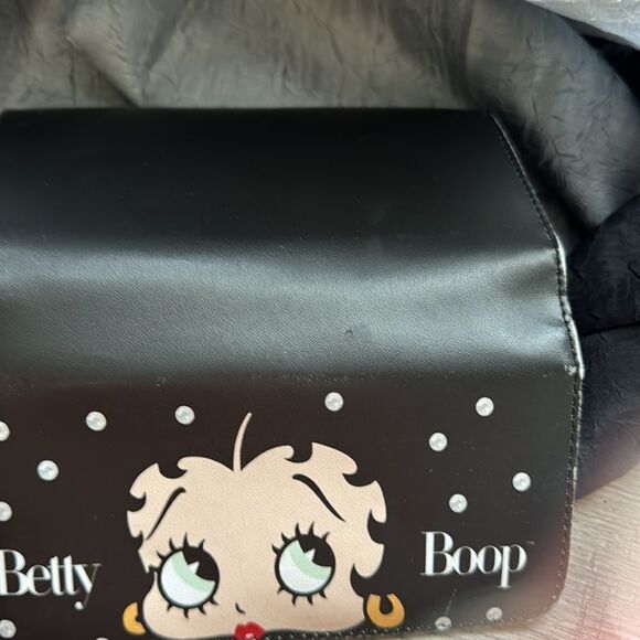Betty Boop zip around wallet - Picture 7 of 8